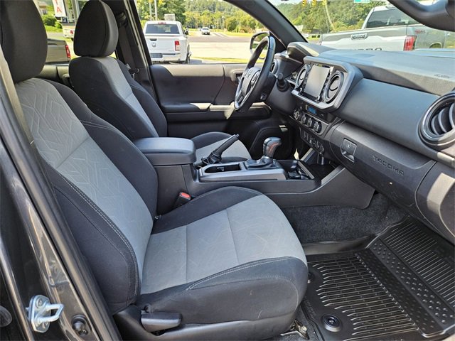 Used 2023 Toyota Tacoma TRD Sport image 16