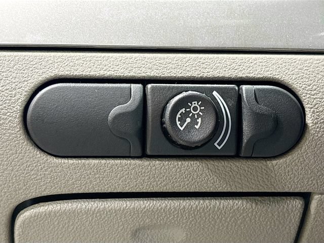 Used 2008 Saturn Aura XE w/ Convenience Package FWD image 9