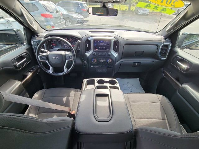 Used 2019 Chevrolet Silverado 1500 RST w/ All-Star Edition AWD/4WD image 2