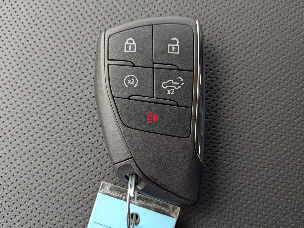 New 2025 Chevrolet Silverado 1500 LTZ w/ Technology Package image 31