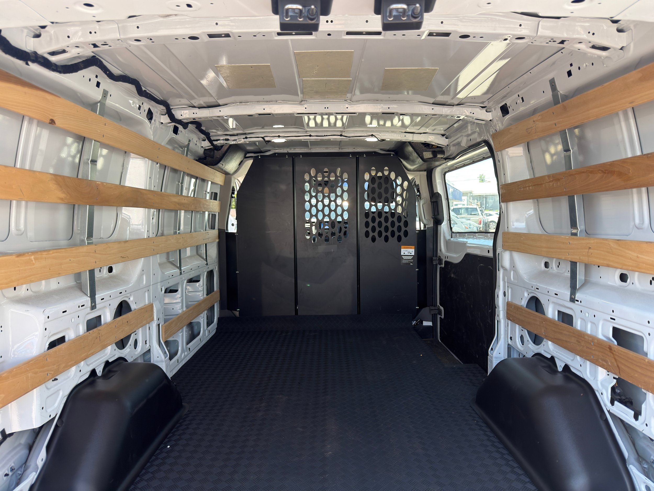 Used 2025 Ford Transit 250 Low Roof w/ Exterior Upgrade Package RWD image 7