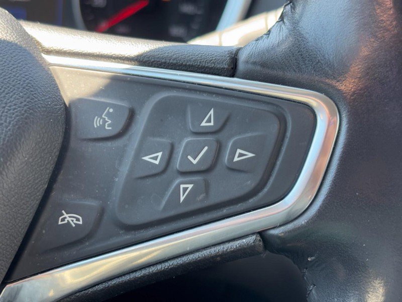 Used 2019 Chevrolet Equinox LT image 18