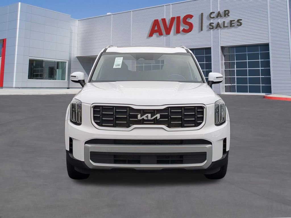Used 2025 Kia Telluride S image 2