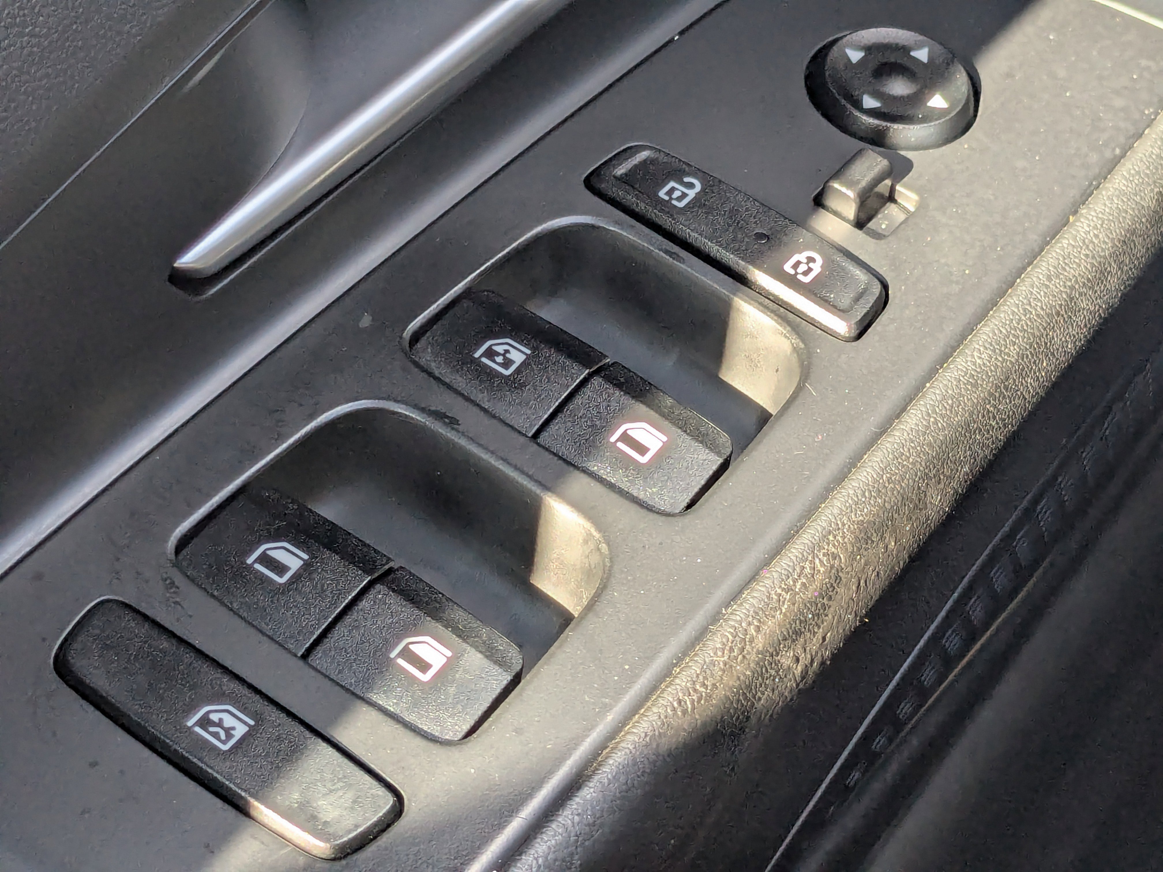 Used 2022 Hyundai Elantra SEL FWD image 23
