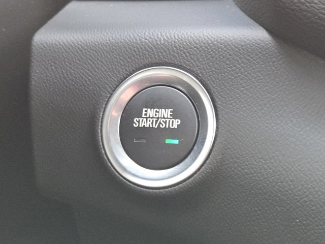 Used 2023 GMC Terrain SLE w/ Driver Convenience Package FWD image 12