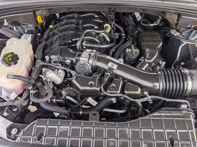 Certified 2024 Jeep Grand Cherokee Limited AWD/4WD image 33