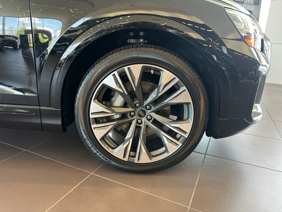 New 2026 Audi Q8 Premium Plus image 25