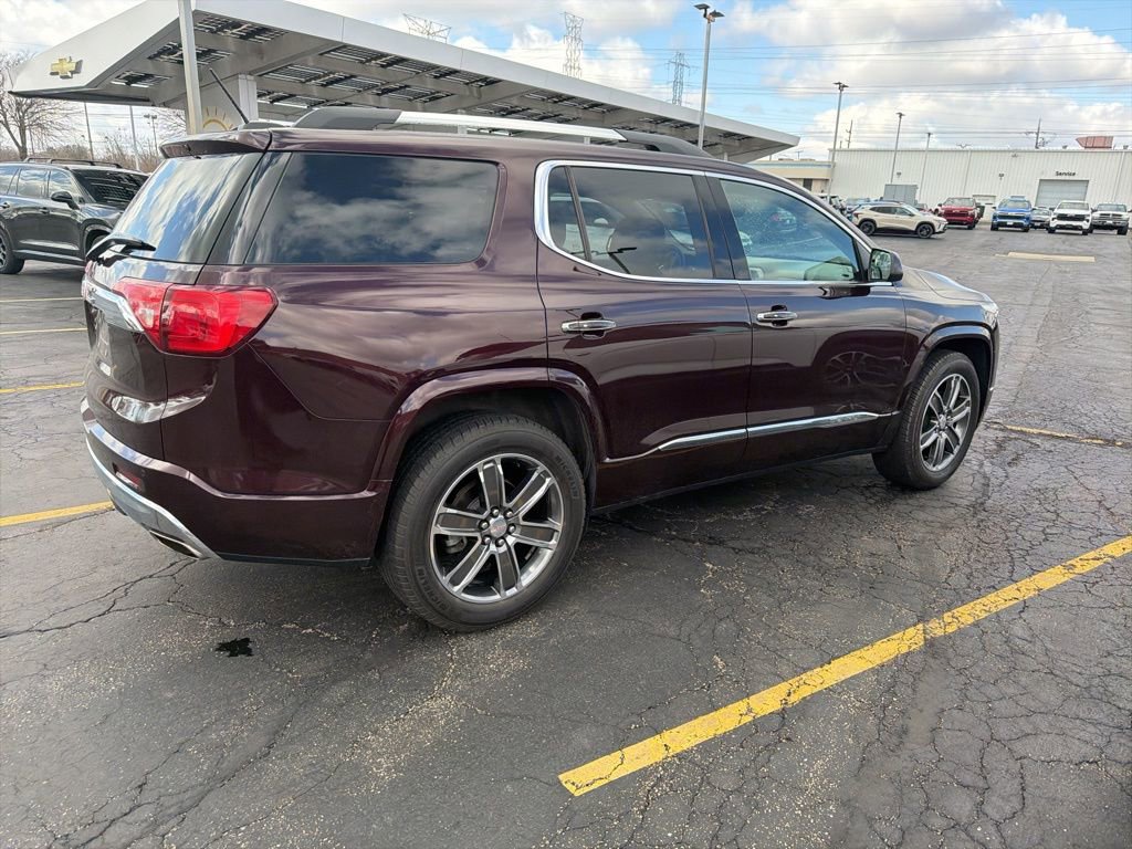 Used 2017 GMC Acadia Denali w/ Technology Package image 4