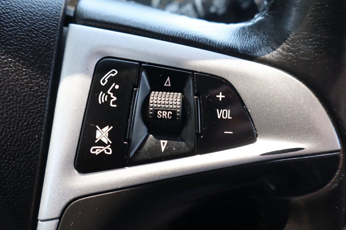 Used 2017 GMC Terrain SLE w/ Driver Alert Package I AWD/4WD image 29