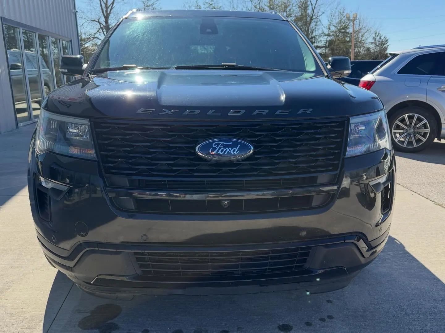 Used 2018 Ford Explorer Sport w/ Equipment Group 401A image 2