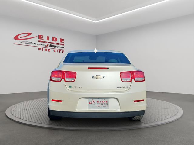 Used 2014 Chevrolet Malibu LT image 5