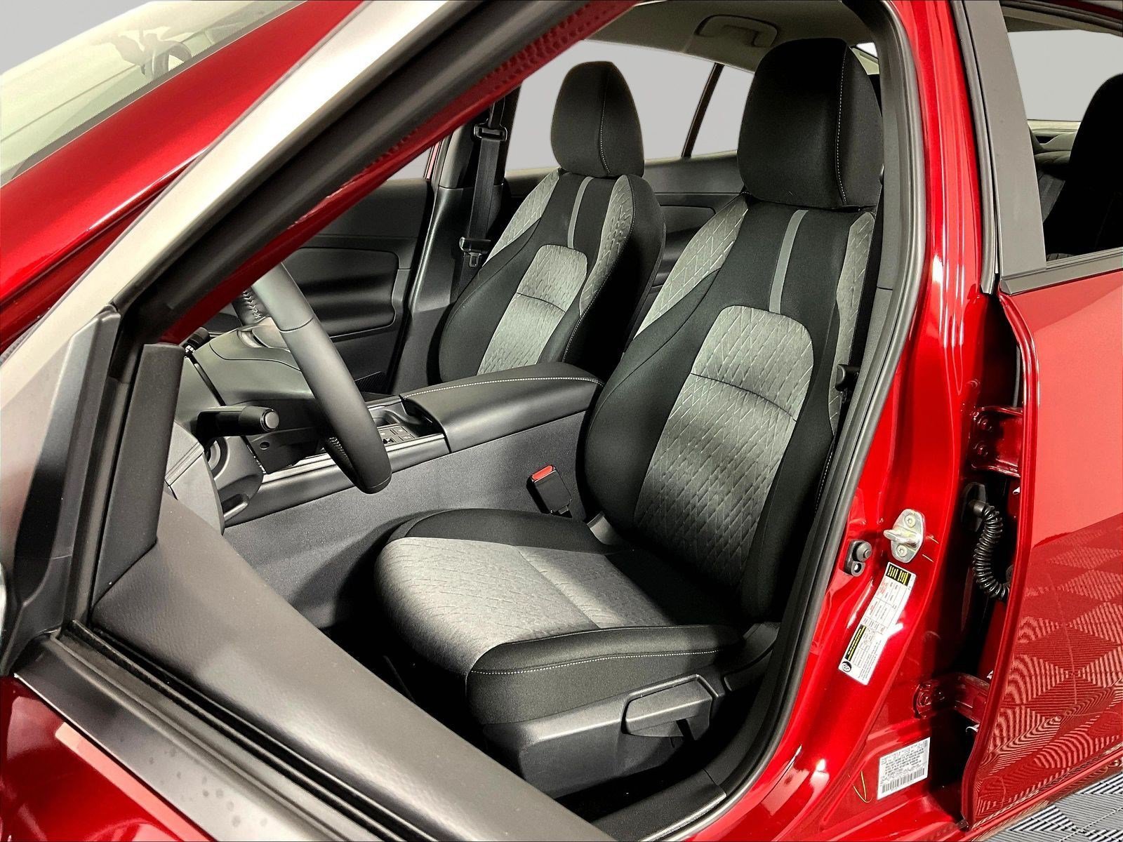 New 2026 Nissan Sentra SV w/ SV Convenience Package FWD image 16