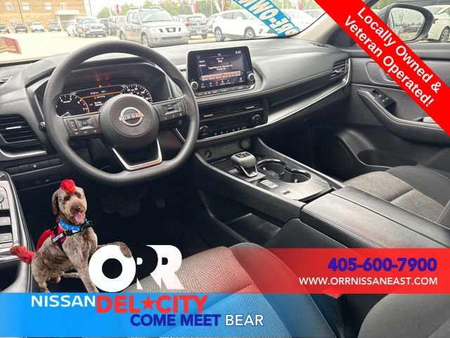 Used 2024 Nissan Rogue SV FWD image 12