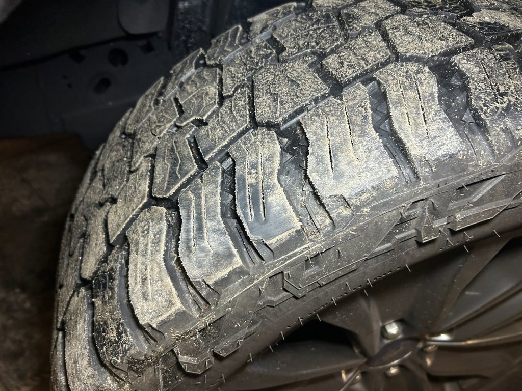 Used 2018 Ford F150 Lariat w/ Equipment Group 502A Luxury image 24