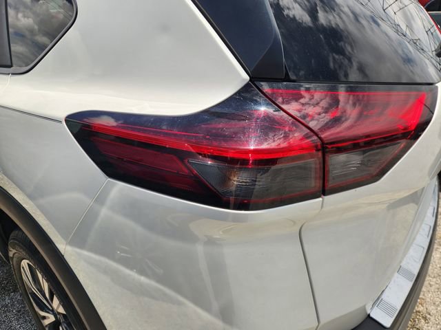 Used 2023 Nissan Rogue SV FWD image 7