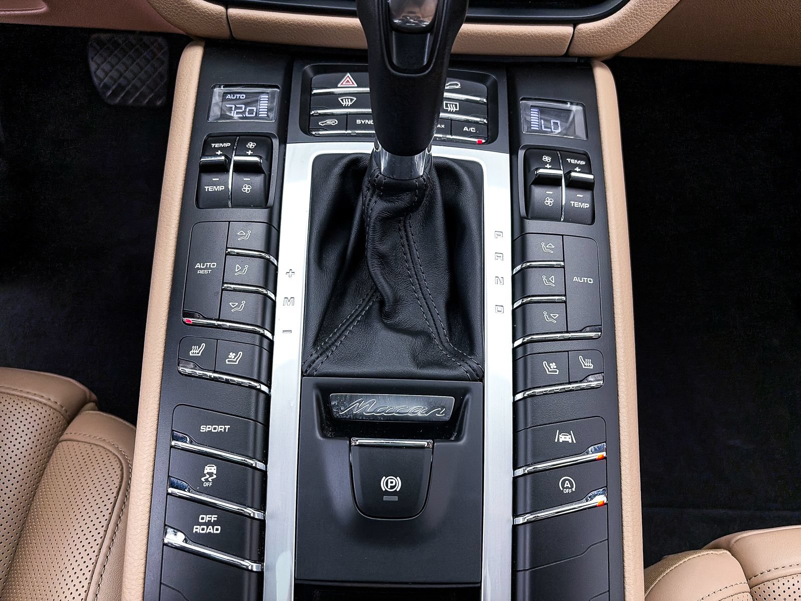 Used 2021 Porsche Macan S w/ Premium Package Plus AWD/4WD image 30