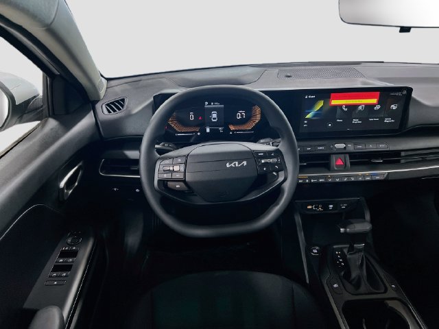 New 2026 Kia K4 FWD image 20