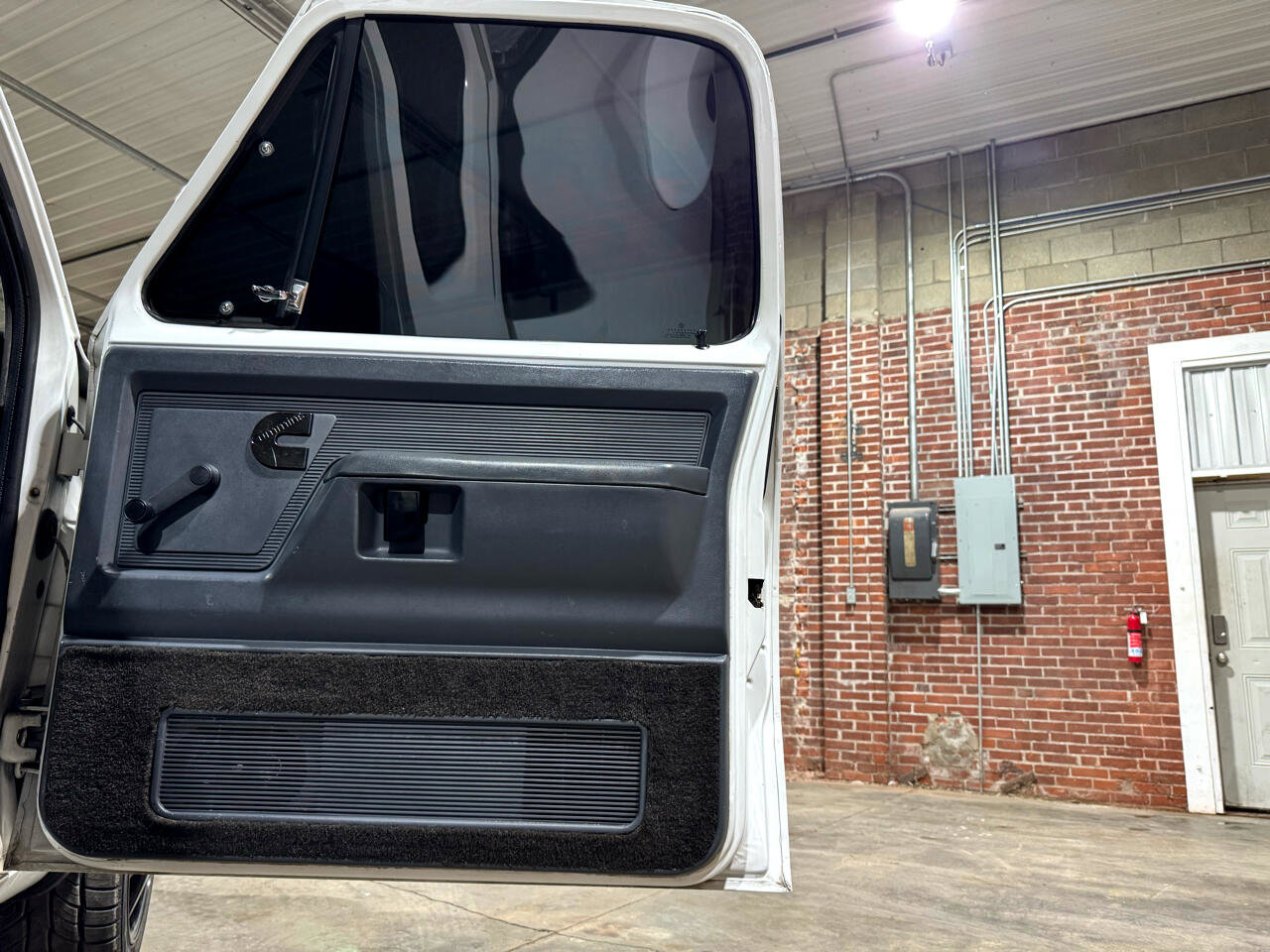 Used 1993 Dodge D/W Truck 350 RWD image 18