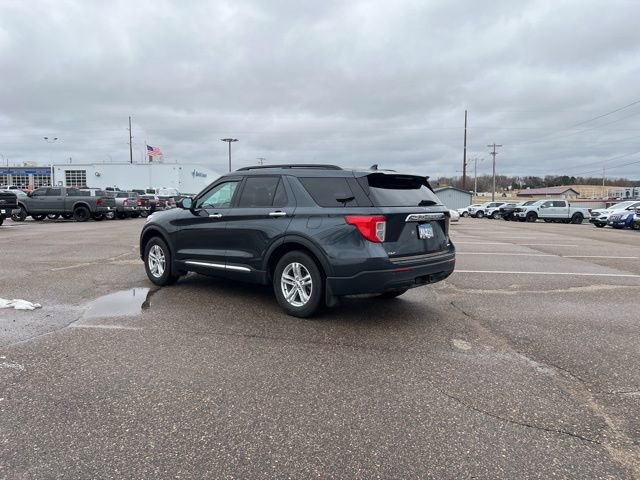 Used 2022 Ford Explorer XLT w/ Class IV Trailer Tow Package image 5
