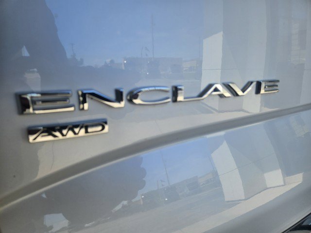 Used 2022 Buick Enclave Premium w/ Surround and Sites Package AWD/4WD image 32
