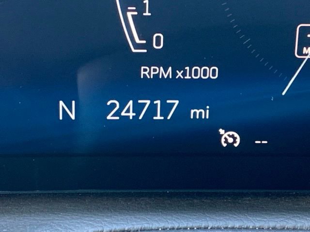 Used 2024 Cadillac XT4 Premium Luxury image 24