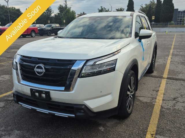 Used 2024 Nissan Pathfinder Platinum