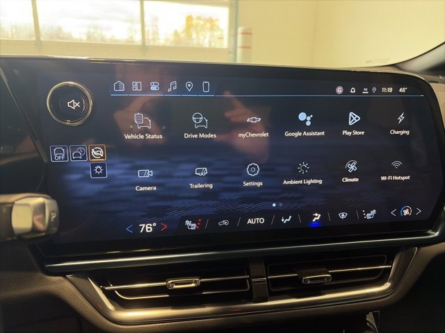 New 2026 Chevrolet Equinox EV LT image 19