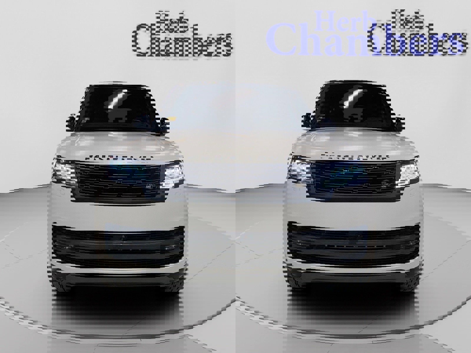 Used 2023 Land Rover Range Rover SE image 4