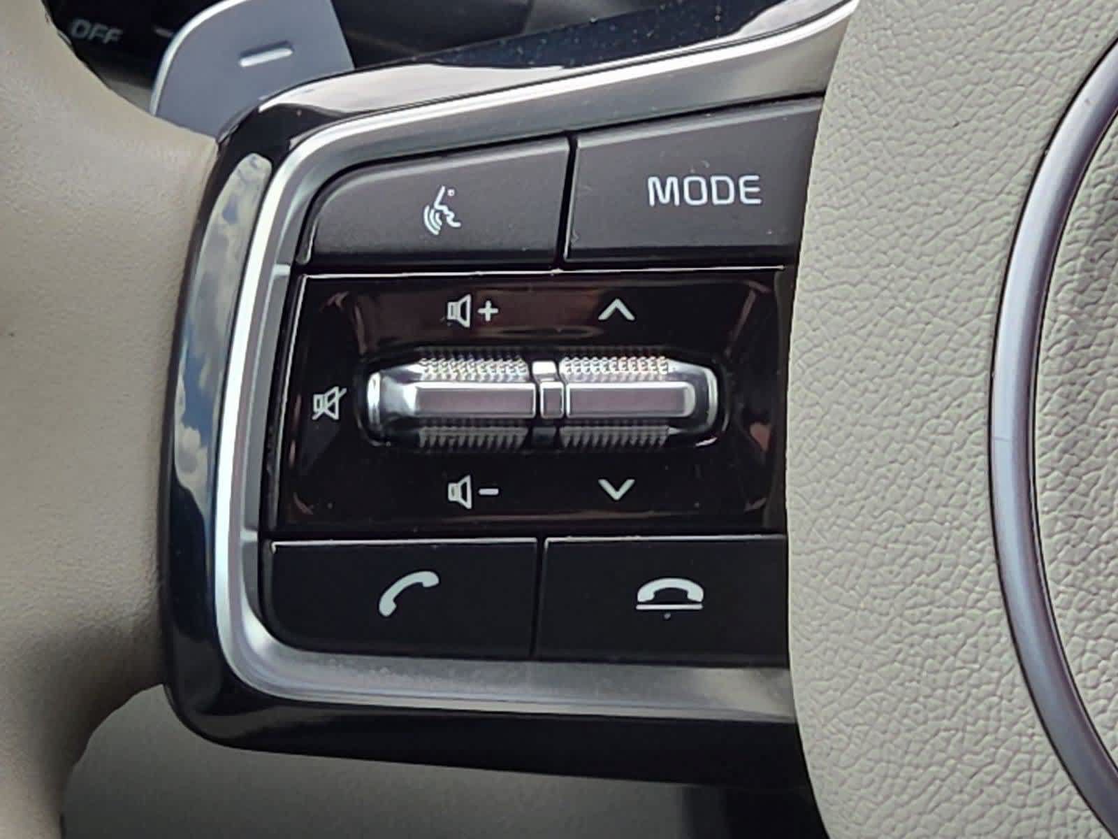Certified 2023 Kia Sorento SX Prestige AWD/4WD image 24