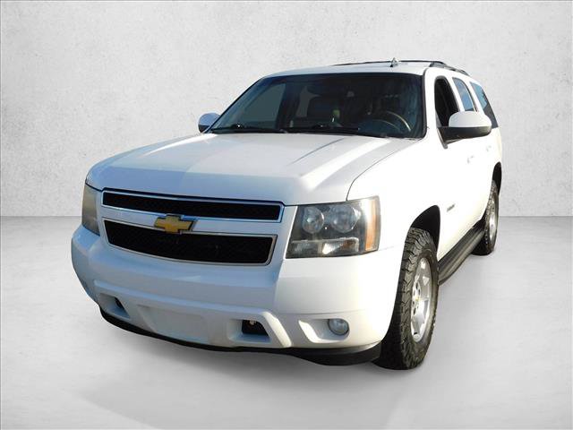 Used 2011 Chevrolet Tahoe LT w/ Luxury Package AWD/4WD image 2