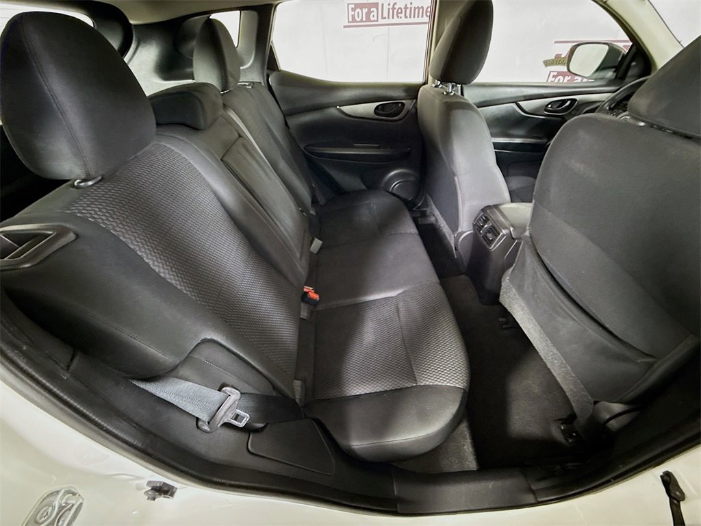 Certified 2021 Nissan Rogue Sport S image 28