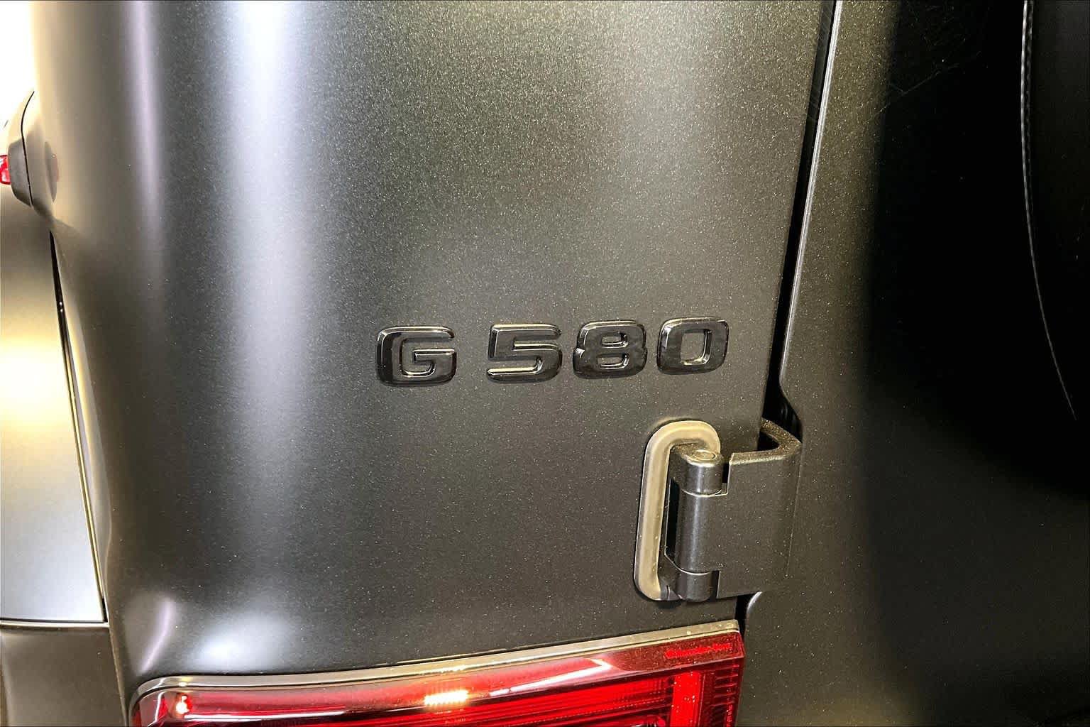 New 2027 Mercedes-Benz G 580 e image 6