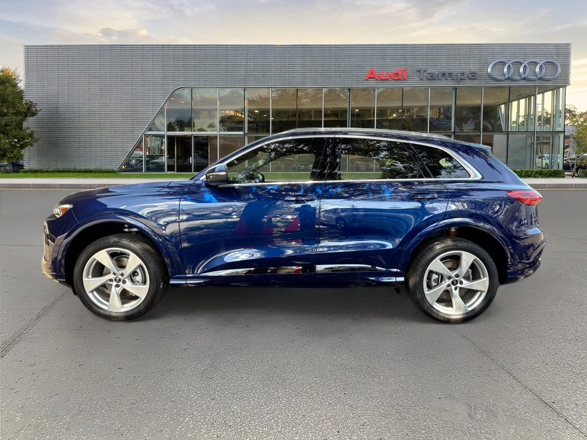 New 2025 Audi Q5 Premium Plus image 6