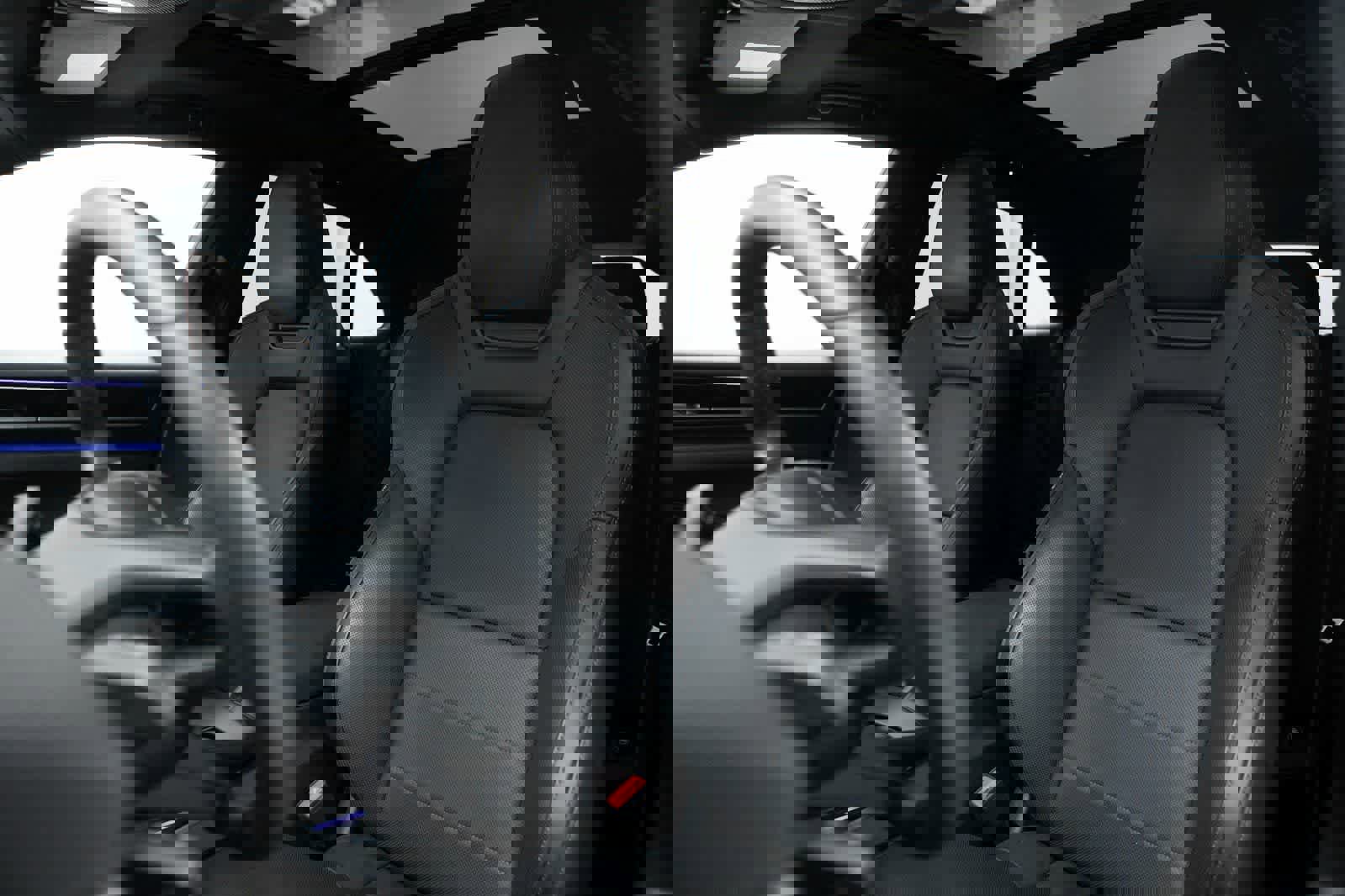 Certified 2025 Porsche Macan 4S Electric AWD/4WD image 5