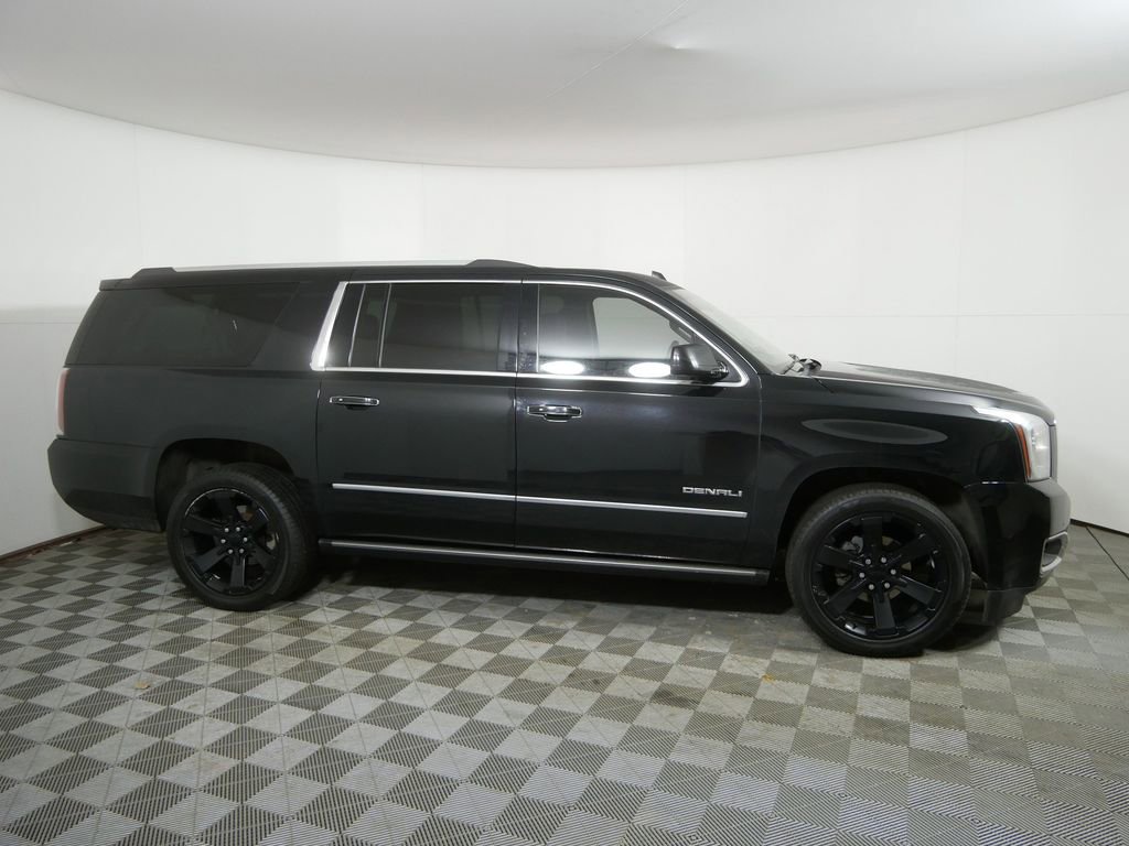 Used 2017 GMC Yukon XL Denali w/ Open Road Package image 2