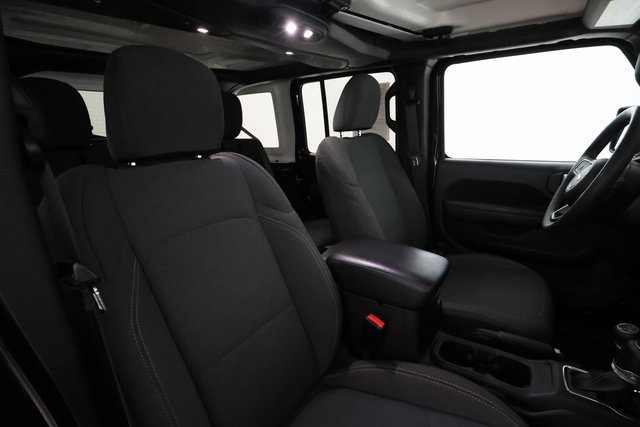 Used 2024 Jeep Wrangler Unlimited image 22
