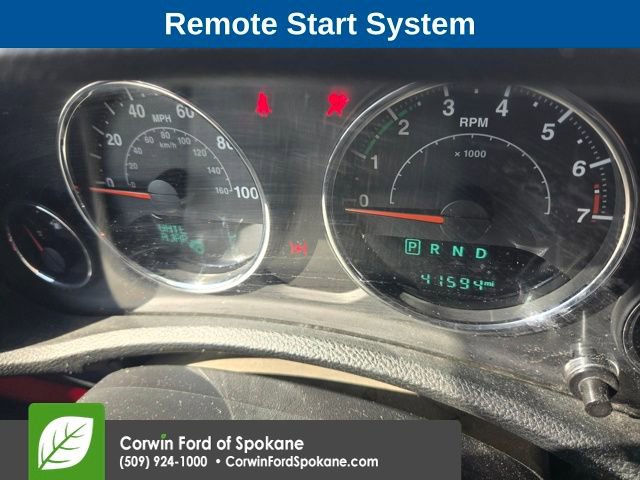Used 2017 Jeep Wrangler Unlimited Sahara w/ Connectivity Group AWD/4WD image 3