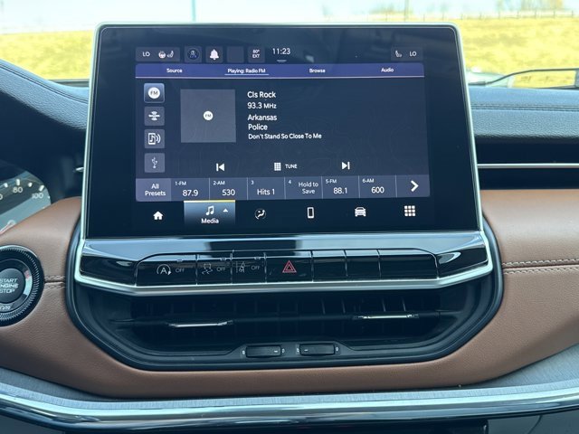 Used 2022 Jeep Compass Limited image 17