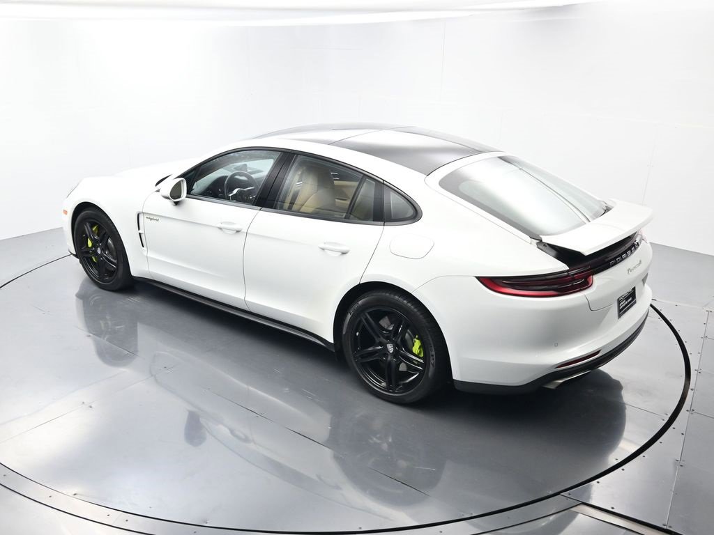 Used 2018 Porsche Panamera 4 image 36