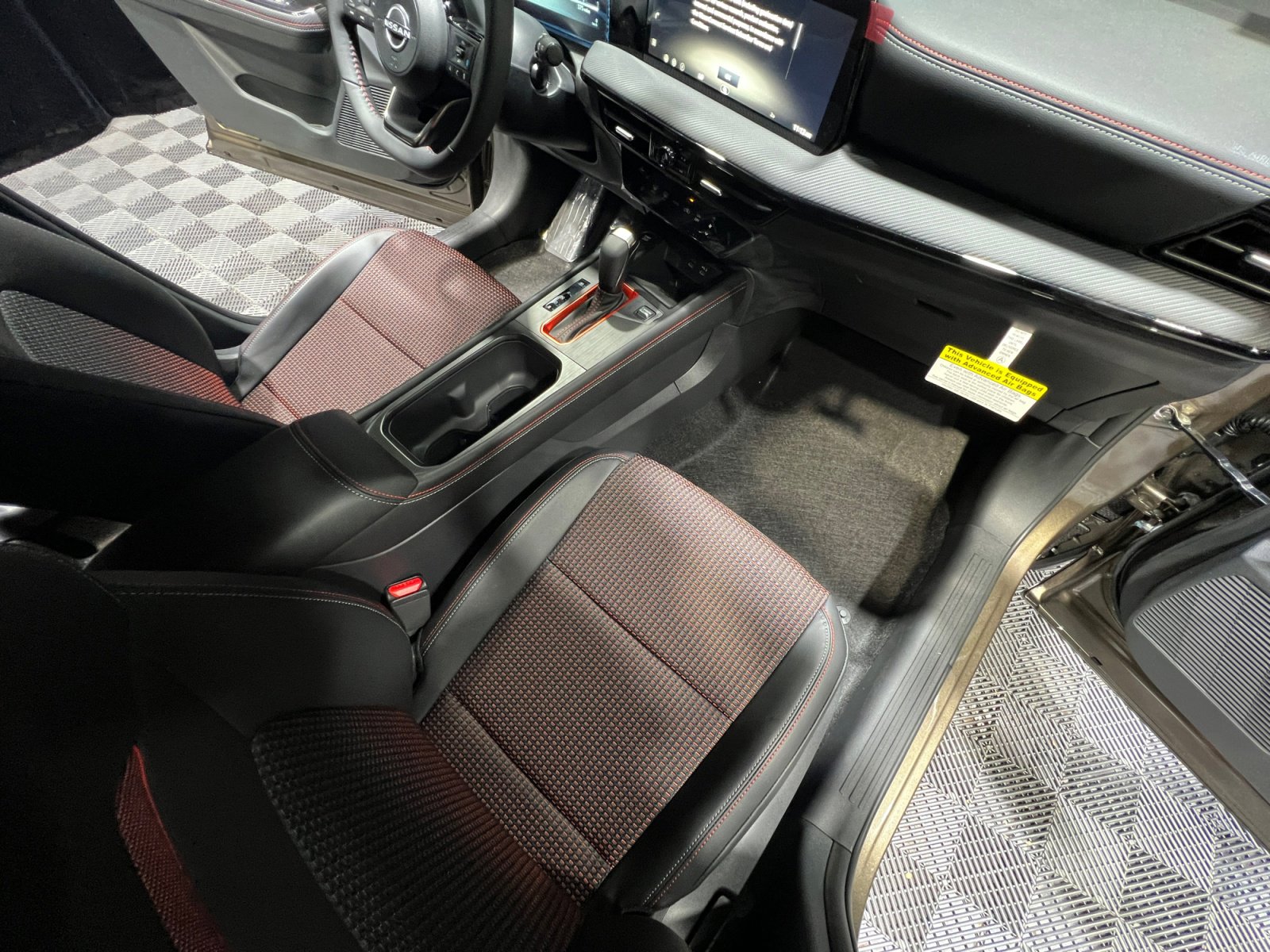 New 2026 Nissan Kicks SR image 21