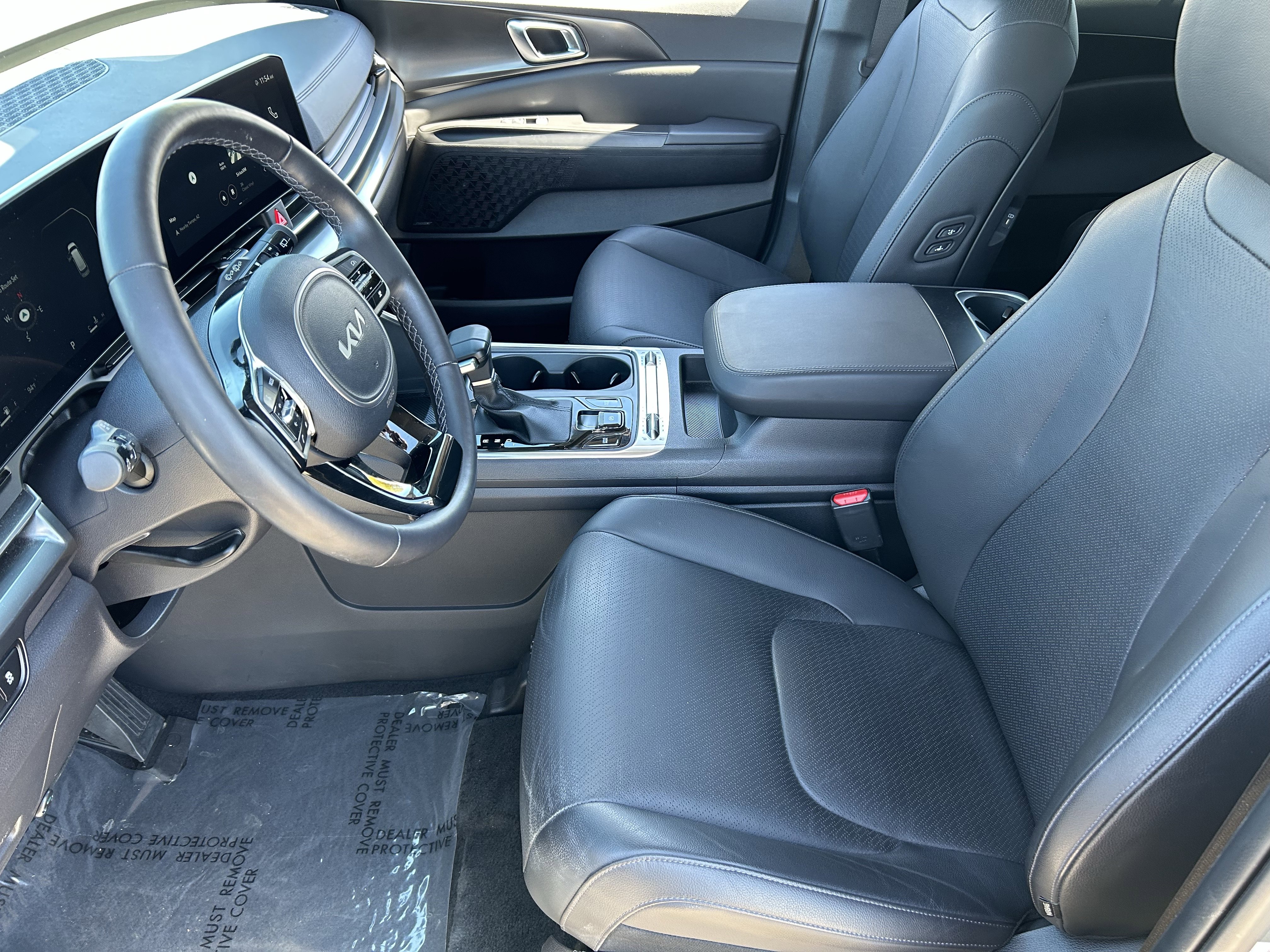 Used 2025 Kia Carnival SX Prestige image 21