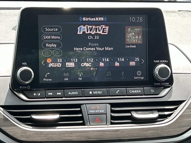 Used 2025 Nissan Altima 2.5 SV FWD image 24