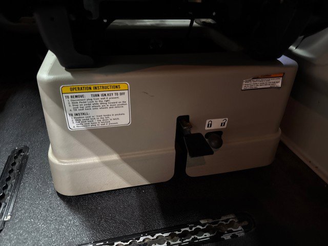 Used 2017 Dodge Grand Caravan SXT w/ Rear Park Assist Package FWD image 35