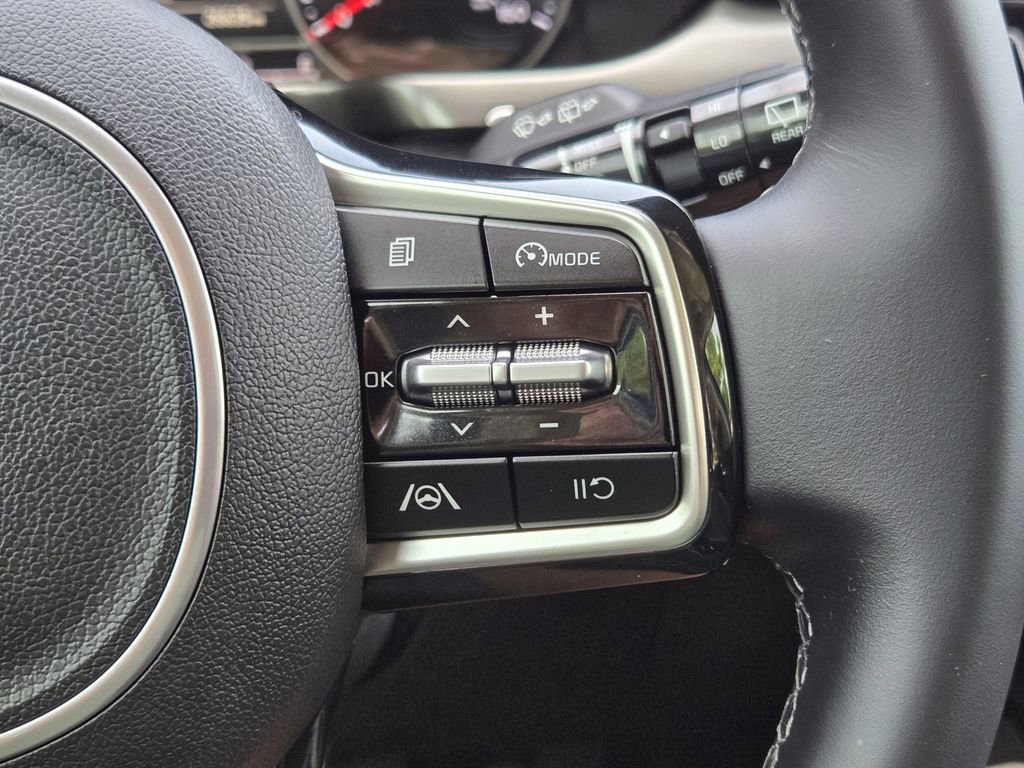 Certified 2022 Kia Sorento S w/ Panoramic Sunroof Package FWD image 29