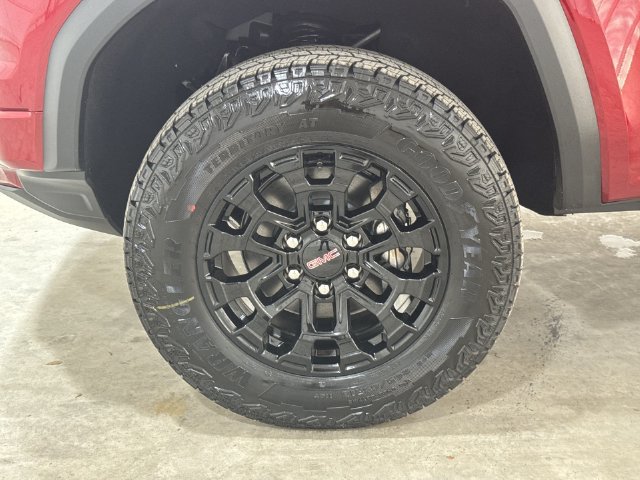 New 2026 GMC Canyon Elevation w/ Convenience Package RWD image 33