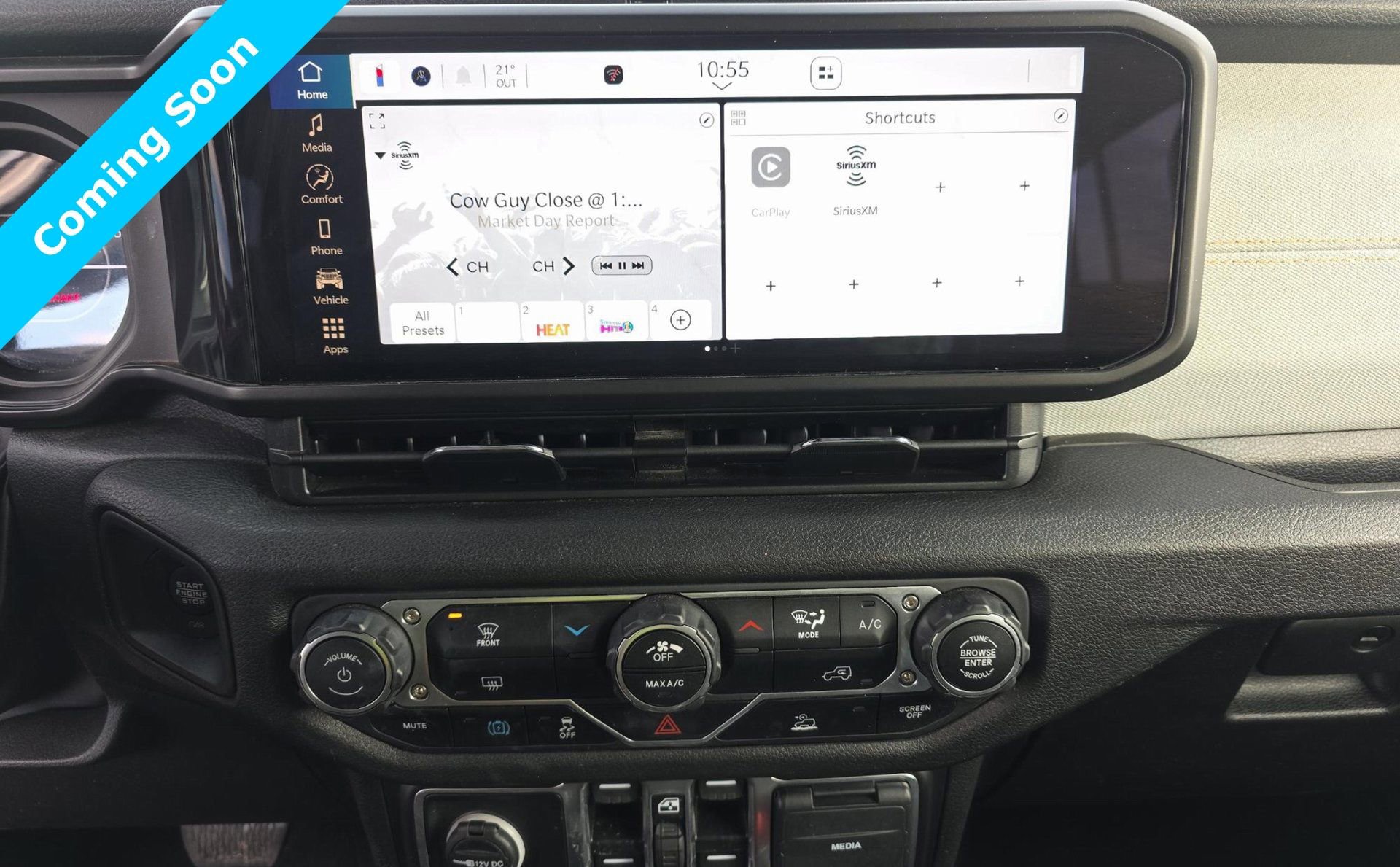 Used 2025 Jeep Wrangler Willys 4xe image 9