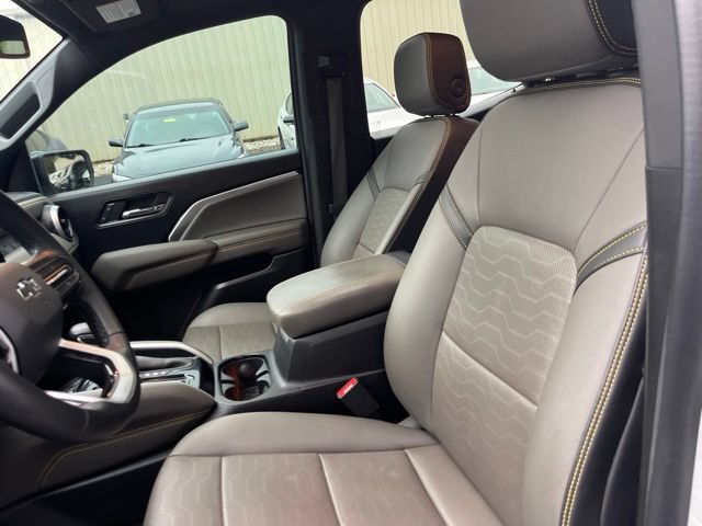 Used 2023 Chevrolet Colorado ZR2 w/ ZR2 Convenience Package III AWD/4WD image 8