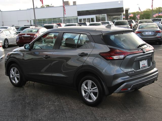 Certified 2025 Nissan Kicks Play S FWD image 4