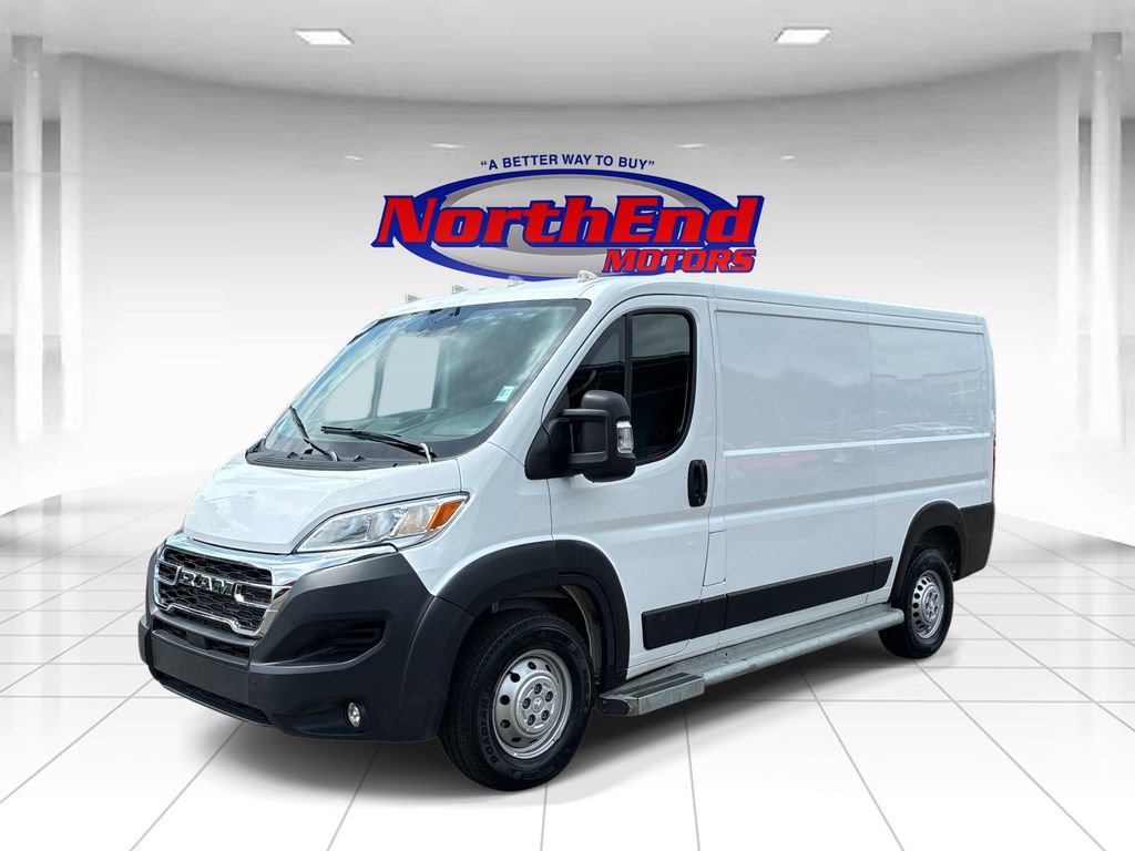 Used 2025 RAM ProMaster 2500 w/ U-Haul Equipment Group FWD image 3
