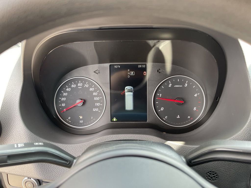 Used 2024 Mercedes-Benz Sprinter 2500 image 16